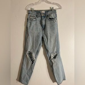 Zara light wash ripped knee denim jeans